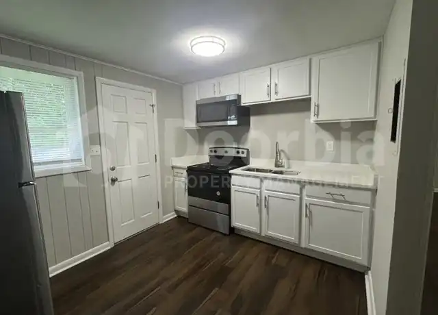 Property at 6351 Kimberly Ln, Jacksonville, FL, 32210, 1 bed, 1 bath, [object Object]