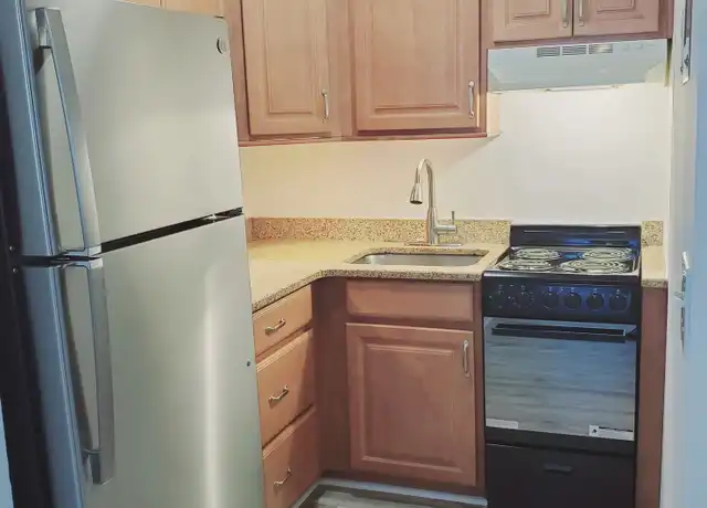 Property at 151 Courtland Ave #2, Stamford, CT, 06902, 1 bed, 1 bath, [object Object]