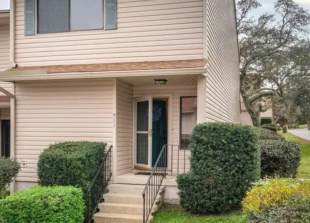 Property at 911 Brookside Ct, Pensacola, FL, 32503, 2 beds, 2.5 baths, [object Object]