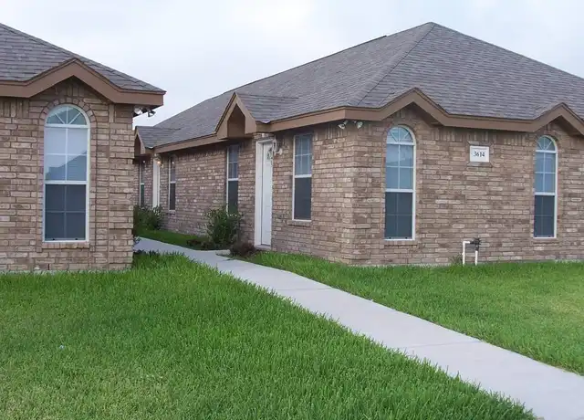 Property at 1007 N Sal St, Edinburg, TX, 78541, 1 bed, 1 bath, [object Object]