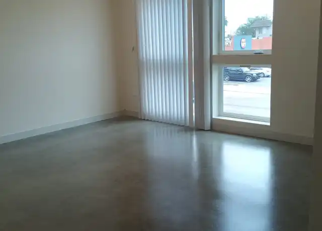 Property at 6515 S Crenshaw Blvd Unit 206, Los Angeles, CA, 90043, 2 beds, 2 baths, [object Object]