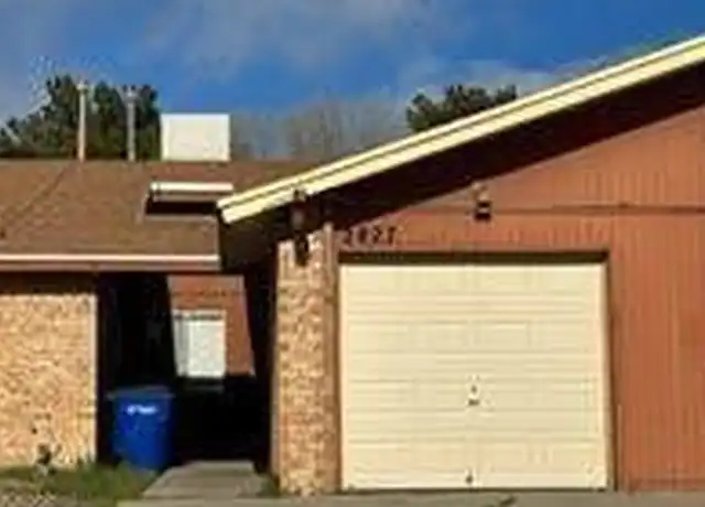 Property at 2827 Anise Dr, El Paso, TX, 79936, 3 beds, 2 baths, [object Object]