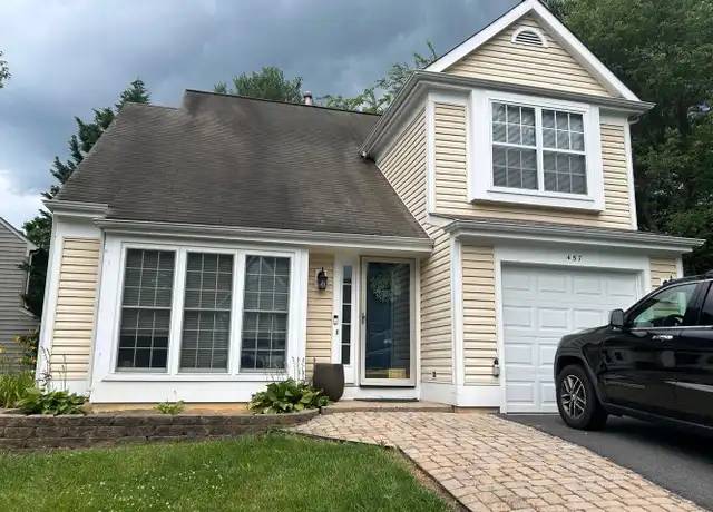 Property at 457 Foxridge Dr SW, Leesburg, VA, 20175, 2 beds, 2.5 baths, [object Object]