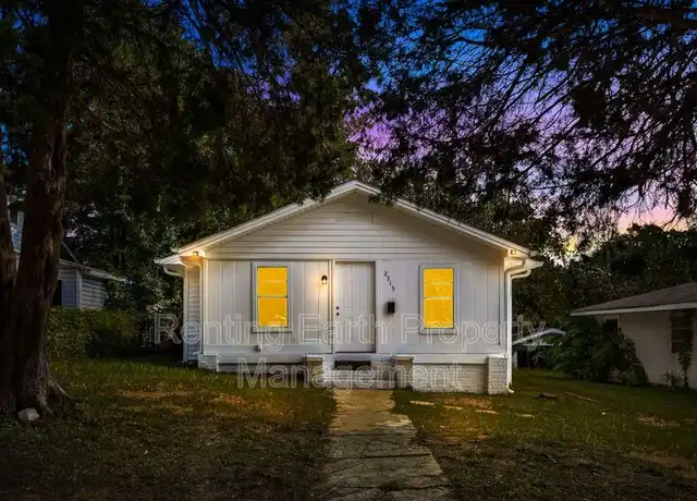Property at 2313 20th St N, Bessemer, AL, 35020, 3 beds, 2 baths, [object Object]