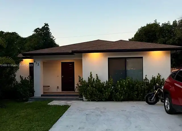 Property at 413 SW 10th St, Delray Beach, FL, 33444, 5 beds, 2.5 baths, [object Object]