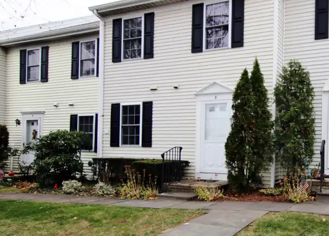 Property at 33 Talbot Ln #3, Greenwich, CT, 06830, 3 beds, 1.5 baths, [object Object]