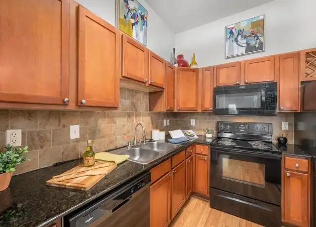 Property at 5298 Hidalgo St Unit GPC, Houston, TX, 77056, 2 beds, 2 baths, [object Object]