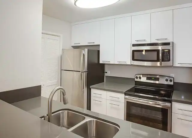 Property at Villas of Pasadena - 300 E Bellevue Dr, Pasadena, CA, 91101, 3 beds, 2 baths, [object Object]