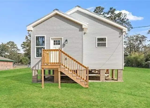 Property at 2523 Orleans St, Mandeville, LA, 70448, 3 beds, 2 baths, [object Object]