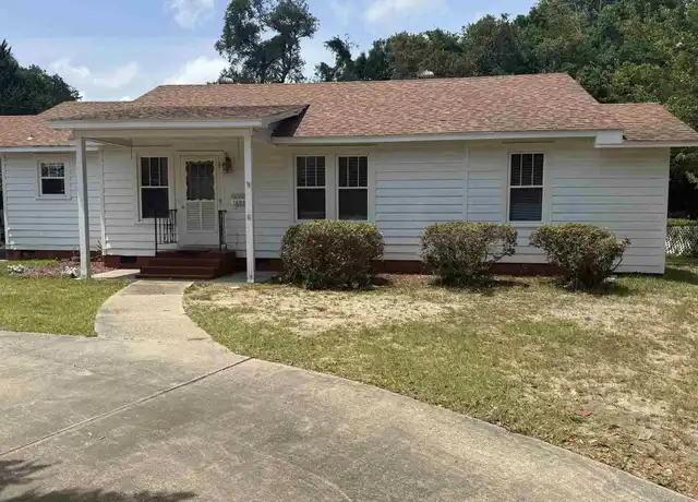 Property at 1608 E Maxwell St, Pensacola, FL, 32503, 3 beds, 2 baths, [object Object]