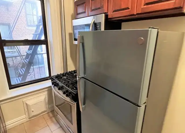 Property at 320 Fairmount Ave Unit 211, Jersey City, NJ, 07306, 2 beds, 1 bath, [object Object]