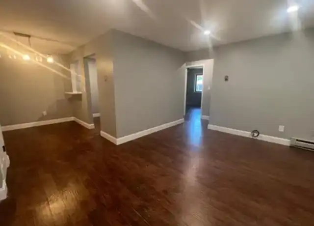 Property at 16 Erick Rd Apt 16, Mansfield, MA, 02048, 2 beds, 1 bath, [object Object]