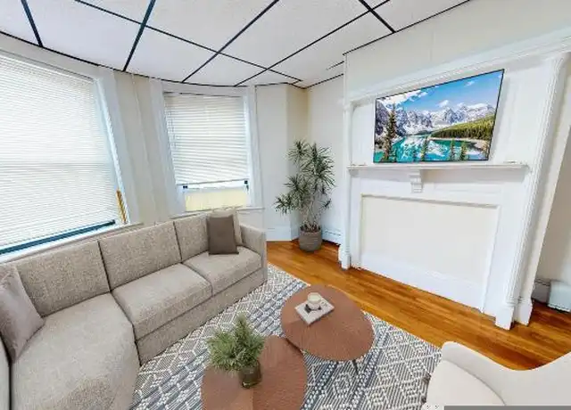Property at 882 Huntington Ave, Boston, MA, 02115, 4 beds, 1 bath, [object Object]