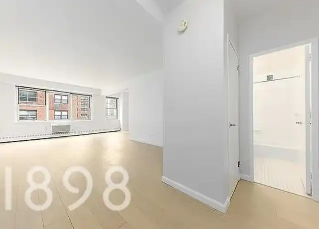 Property at 245 E 80th St Unit 10G, New York, NY, 10075, 0 beds, 1 bath, [object Object]