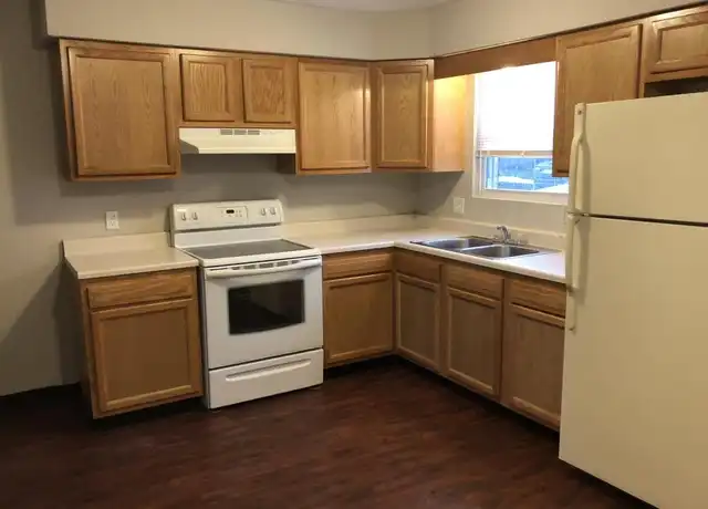 Property at 1523 Reno Dr, Louisville, OH, 44641, 2 beds, 1 bath, [object Object]