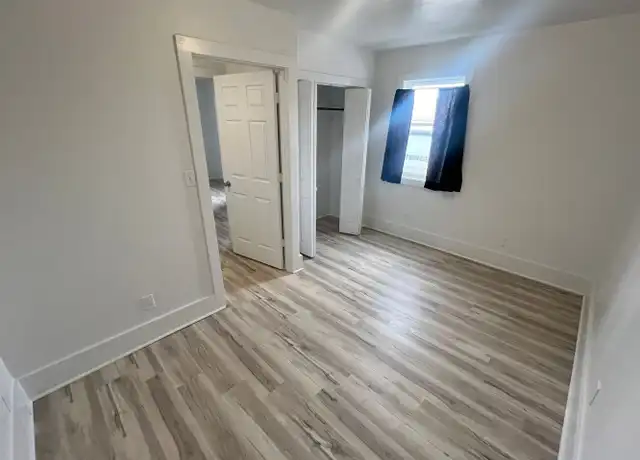 Property at 735 10th St Unit 201, Boone, IA, 50036, 2 beds, 1 bath, [object Object]