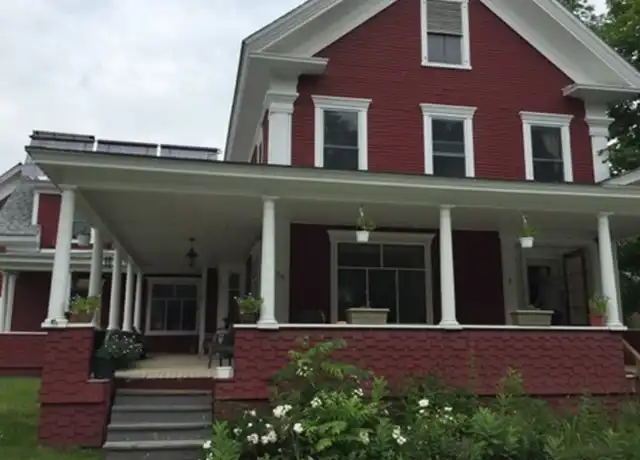 Property at 139 Park St Unit 2, Morristown, VT, 05661, 2 beds, 1 bath, [object Object]