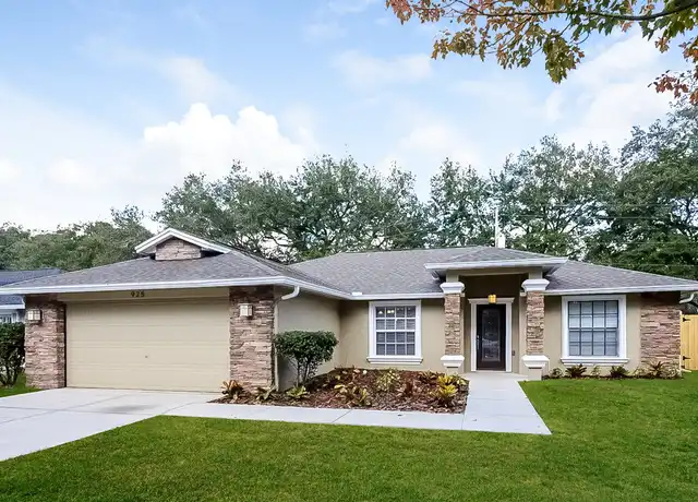 Property at 925 Clearcreek Dr, Tampa, FL, 33613, 3 beds, 2 baths, [object Object]