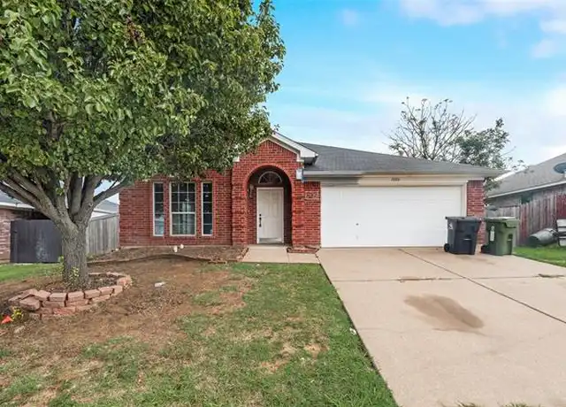 Property at 1606 Mt Zion Dr, Arlington, TX, 76018, 4 beds, 2 baths, [object Object]
