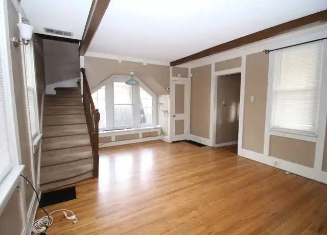 Property at 422 N Cedar St, Colorado Springs, CO, 80903, 3 beds, 2 baths, [object Object]