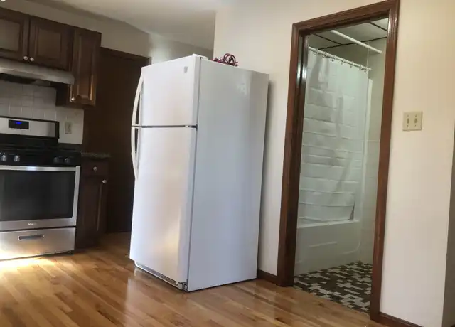 Property at 235 Columbia St Unit 4L, Cambridge, MA, 02139, 2 beds, 1 bath, [object Object]