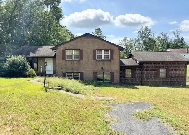 Property at 11124 Dahlgren Rd, King George, VA, 22485, 3 beds, 2 baths, [object Object]