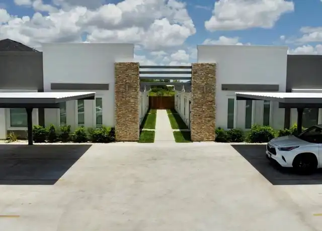 Property at 213 Rafael Dr Unit 3, San Juan, TX, 78589, 2 beds, 2 baths, [object Object]