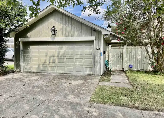 Property at 145 Croydon Ave, Baton Rouge, LA, 70806, 2 beds, 2 baths, [object Object]