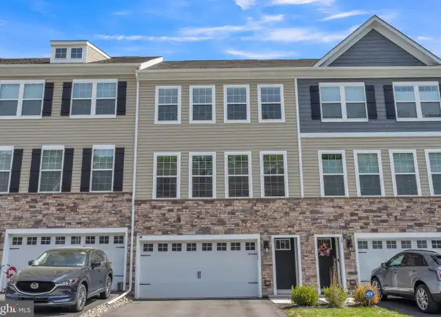 Property at 11 Lilac Cir, Mount Laurel, NJ, 08054, 3 beds, 3.5 baths, [object Object]