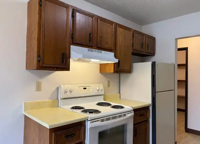 Property at 2414 17th St S Unit 208, Fargo, ND, 58103, 2 beds, 2 baths, [object Object]