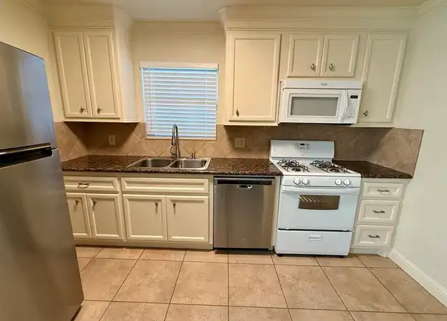 Property at 2812 Wichita St Unit 4, Houston, TX, 77004, 2 beds, 1 bath, [object Object]