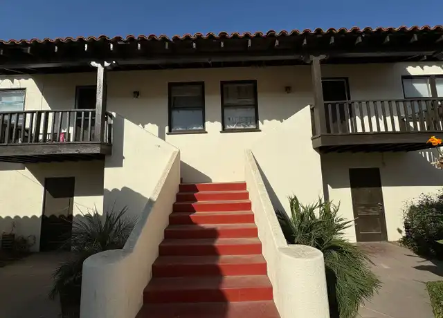 Property at 105 Eye St Unit B, Bakersfield, CA, 93304, 2 beds, 1 bath, [object Object]