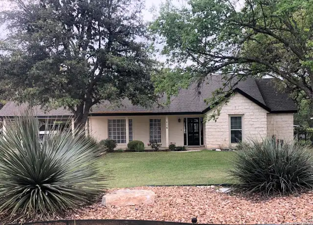 Property at 116 W Evergreen St, Boerne, TX, 78006, 3 beds, 2 baths, [object Object]