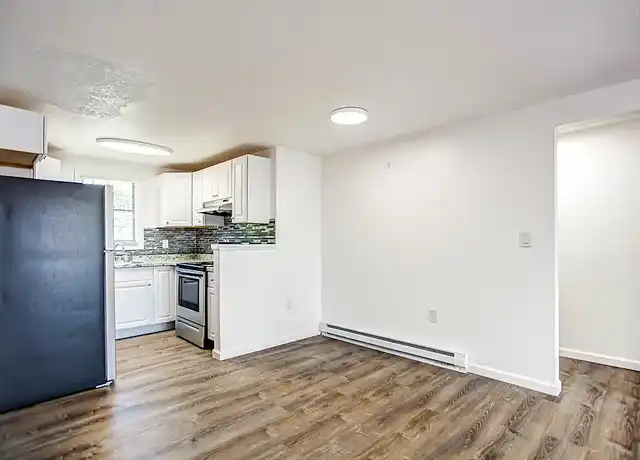 Property at Olympia Manor - 97-119 Ashley Ave, West Springfield, MA, 01089, 2 beds, 1 bath, [object Object]
