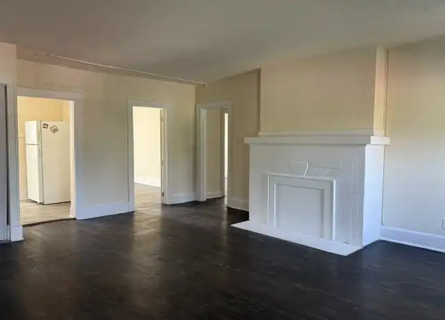 Property at 1310 Glendale Ave Unit 4, Dayton, OH, 45402, 3 beds, 1 bath, [object Object]