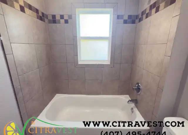 Property at 1292 Salisbury Dr, Winter Haven, FL, 33881, 3 beds, 2 baths, [object Object]