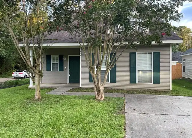 Property at 812 Joans St, Mandeville, LA, 70448, 3 beds, 2.5 baths, [object Object]