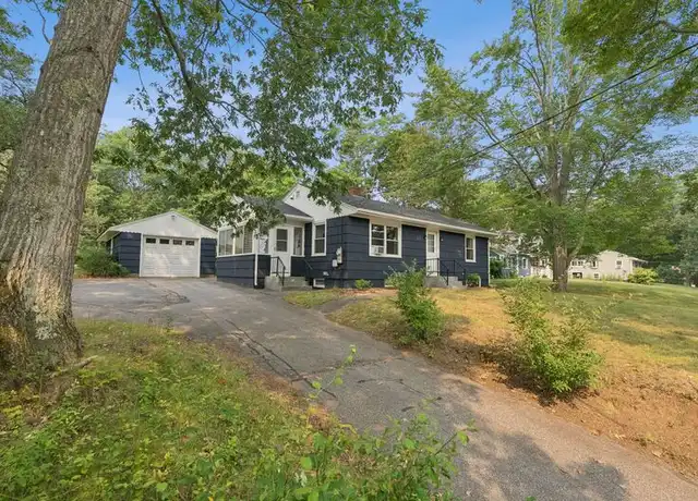 Property at 67 Cutts Rd, Kittery, ME, 03904, 2 beds, 1 bath, [object Object]