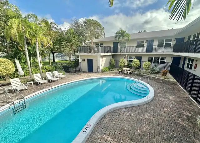 Property at 660 NE 11th Ave, Fort Lauderdale, FL, 33304, 1 bed, 1 bath, [object Object]