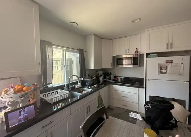 Property at 2106 W 11th St, Santa Ana, CA, 92703, 1 bed, 1 bath, [object Object]