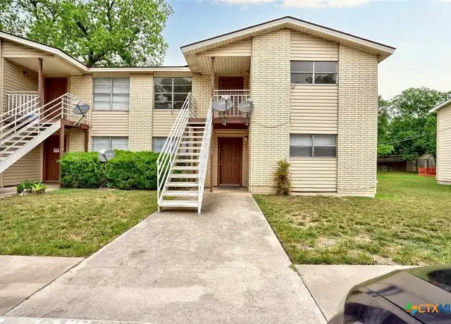 Property at 746 Old Martindale Rd, San Marcos, TX, 78666, 2 beds, 1 bath, [object Object]