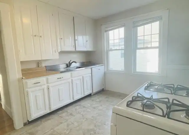 Property at 16 Templeton Pkwy, Watertown, MA, 02472, 2 beds, 1 bath, [object Object]
