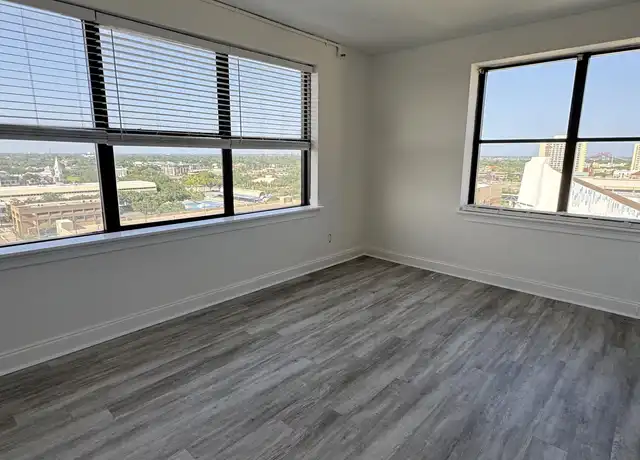 Property at 311 E Ashley St Unit 1102, Jacksonville, FL, 32202, 1 bed, 1 bath, [object Object]