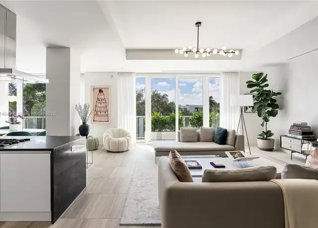 Property at 4701 N Meridian Ave #216, Miami Beach, FL, 33140, 1 bed, 1.5 baths, [object Object]