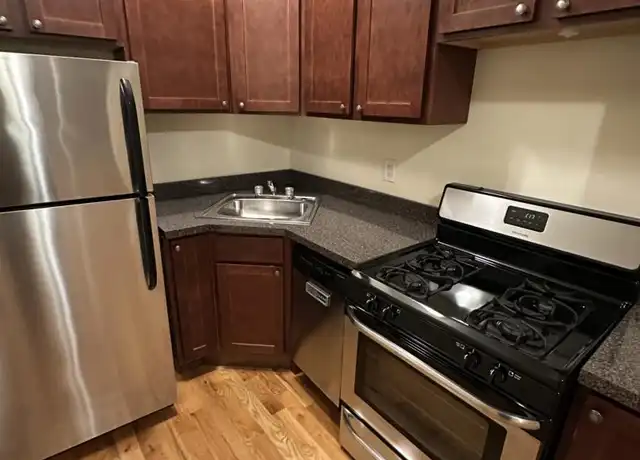 Property at 343 Park Ave, Glencoe, IL, 60022, 1 bed, 1 bath, [object Object]