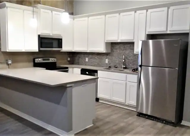 Property at 212 N Bryan Ave Unit 201, Bryan, TX, 77803, 2 beds, 1 bath, [object Object]