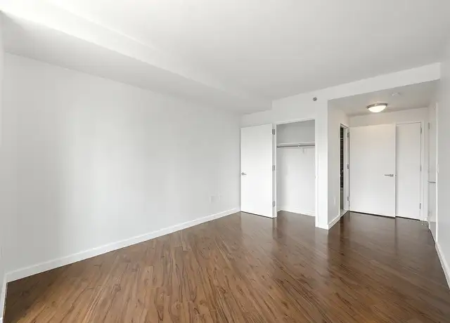 Photo of 7 Dekalb Ave, Brooklyn, NY 11201