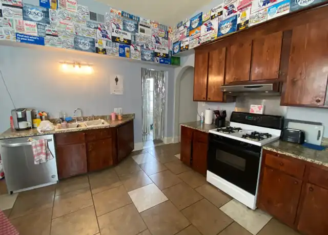 Property at 1263 W Cary St Unit 2, Richmond, VA, 23220, 4 beds, 2 baths, [object Object]