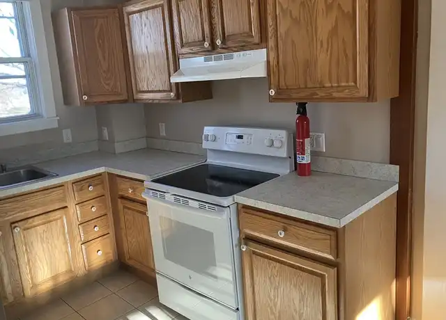 Property at 51 Mount Vernon St Unit 5, Melrose, MA, 02176, 2 beds, 1.5 baths, [object Object]