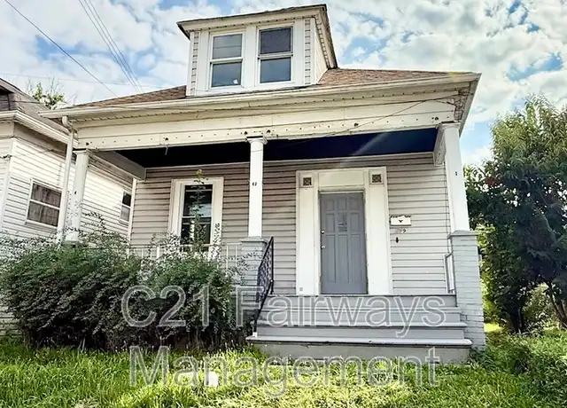 Property at 419 N 4th St Unit 1, Clairton, PA, 15025, 3 beds, 1 bath, [object Object]